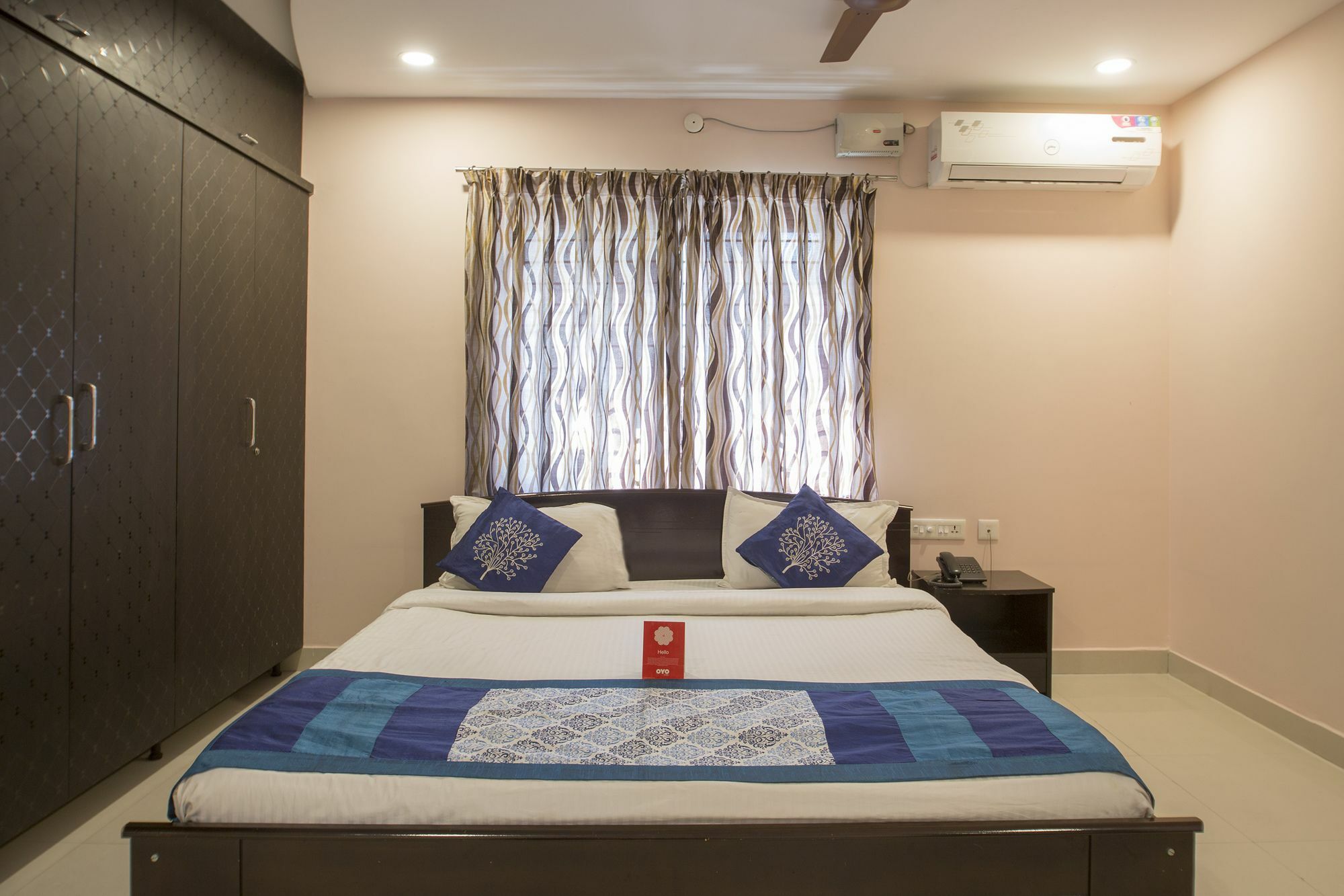 Oyo 10373 Apartment The Icon Homes Hyderabad Ngoại thất bức ảnh
