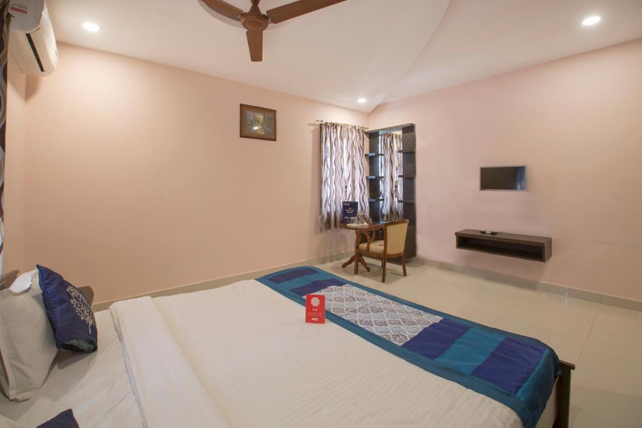 Oyo 10373 Apartment The Icon Homes Hyderabad Ngoại thất bức ảnh