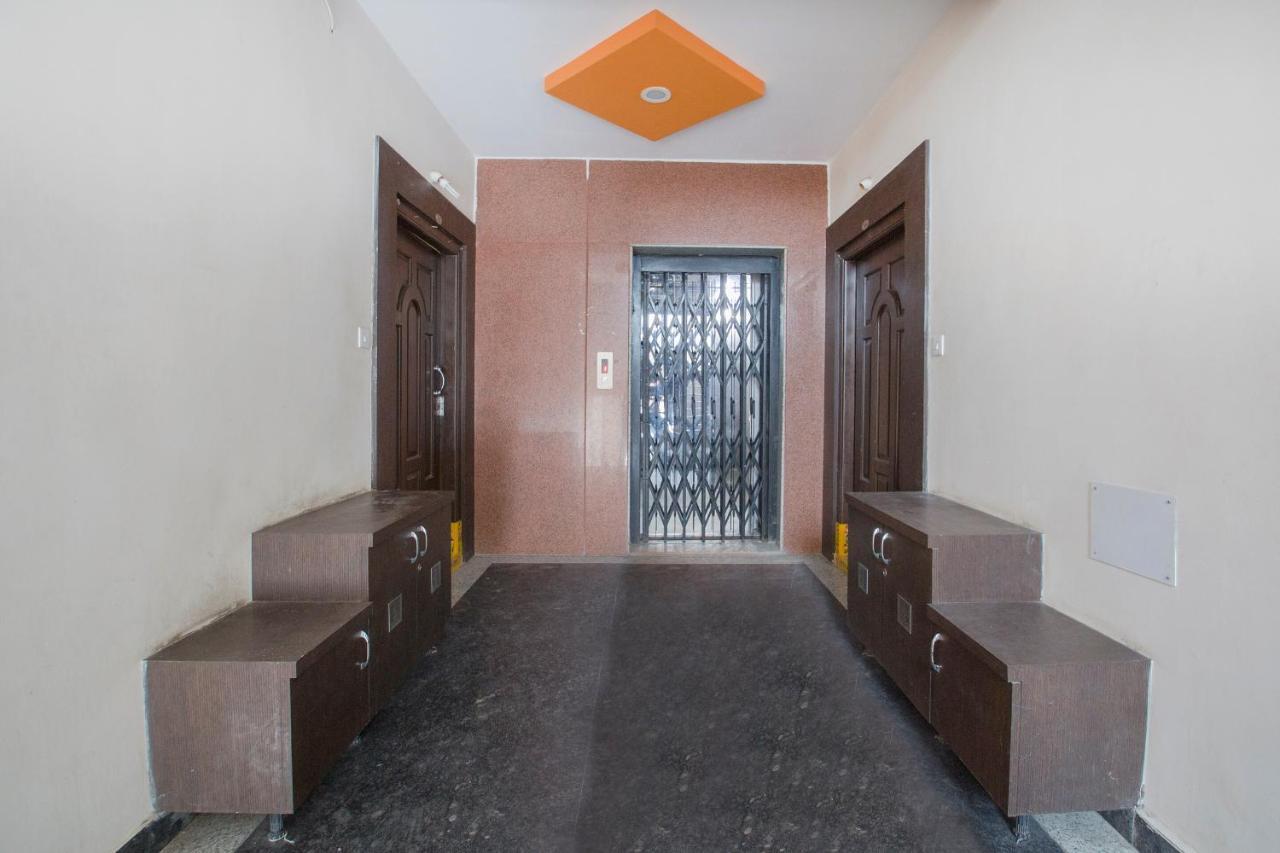 Oyo 10373 Apartment The Icon Homes Hyderabad Ngoại thất bức ảnh